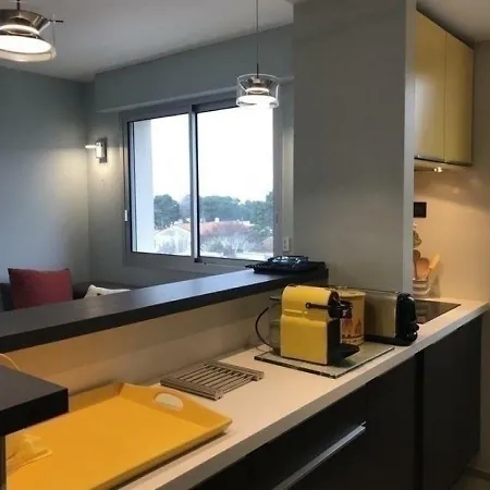 Plage Du Chay Apartment