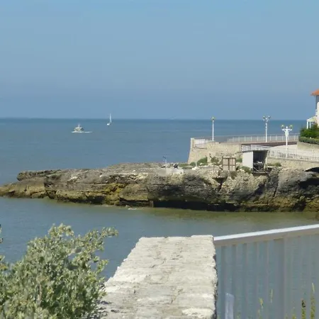 Plage Du Chay Appartement *